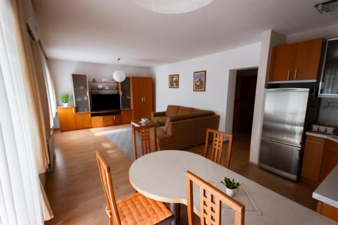 Apartmani Strsoglavec คราพินสเก ทอปลิตเซ ภายนอก รูปภาพ