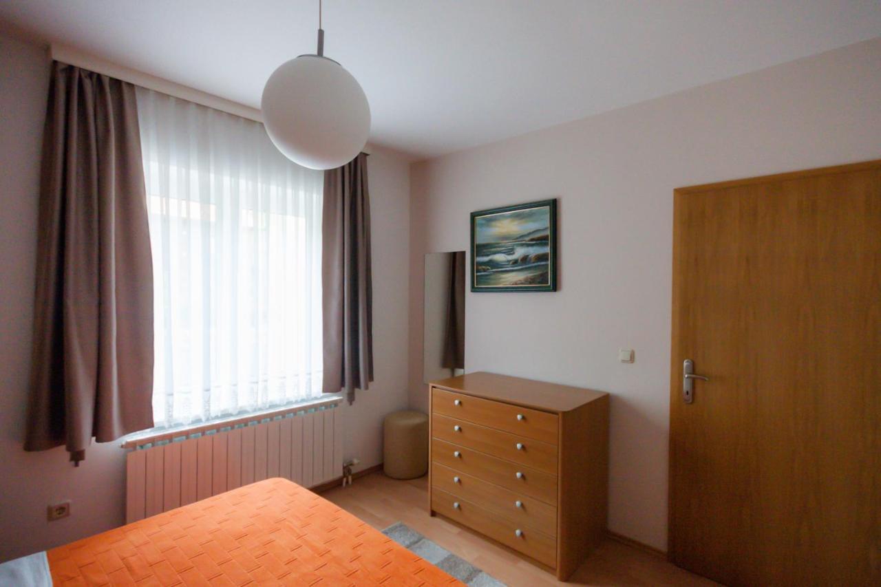 Apartmani Strsoglavec คราพินสเก ทอปลิตเซ ภายนอก รูปภาพ
